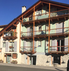 Отель La Casa Di Martino  Чезана Торинезе